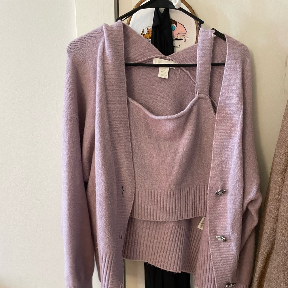 Light purple knit cardigan and crop tank top set m/l